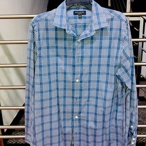 BANANA REPUBLIC MENS BUTTON DOWN PLAID BLUE SHIRT